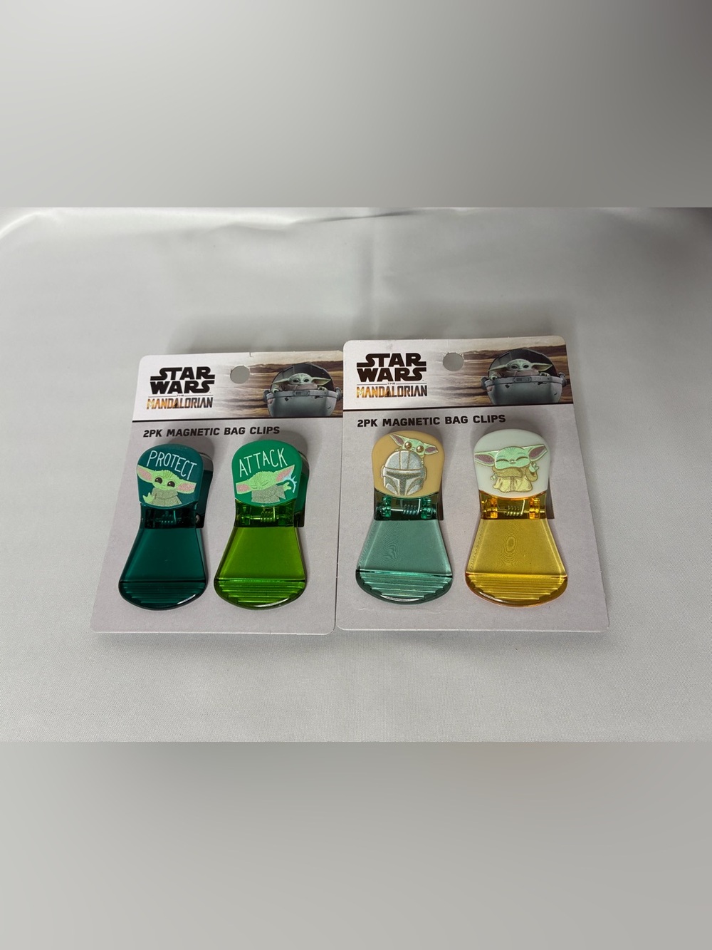 Star Wars The Mandalorian Baby Yoda 2-Pack Magnetic Bag Clips - Green & Yellow